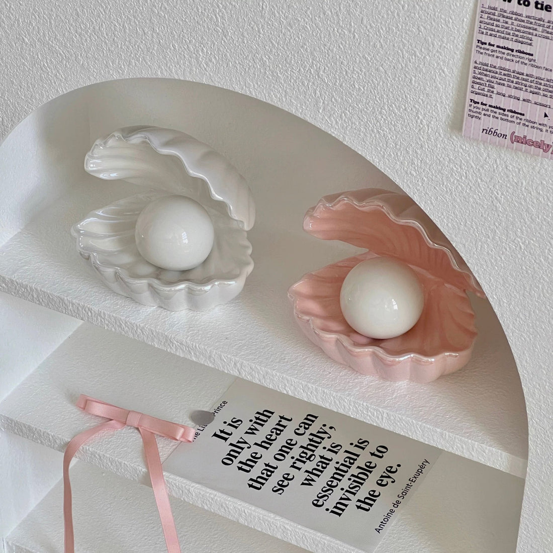 Ceramic Pearl Lamp with glowing LED shell and pearl