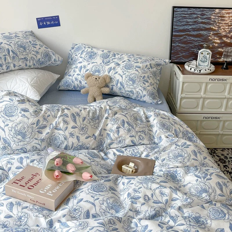 Blue Vintage Floral Bedding Set