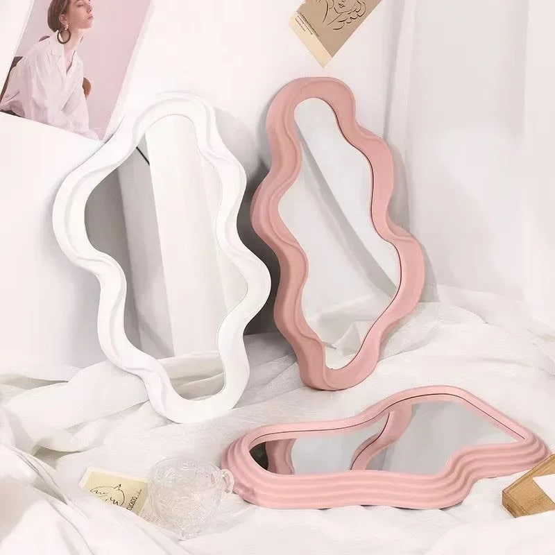 Wavy ribbon mirror Feelz