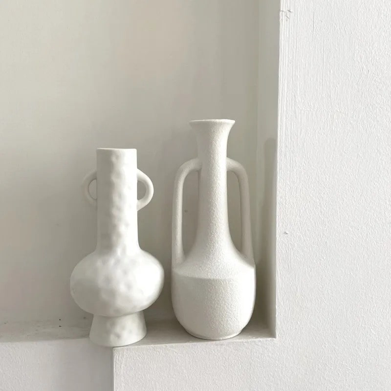 Milky White Vases Feelz