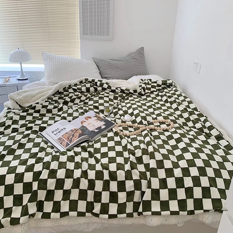 Nordic Checkerboard Blanket Feelz