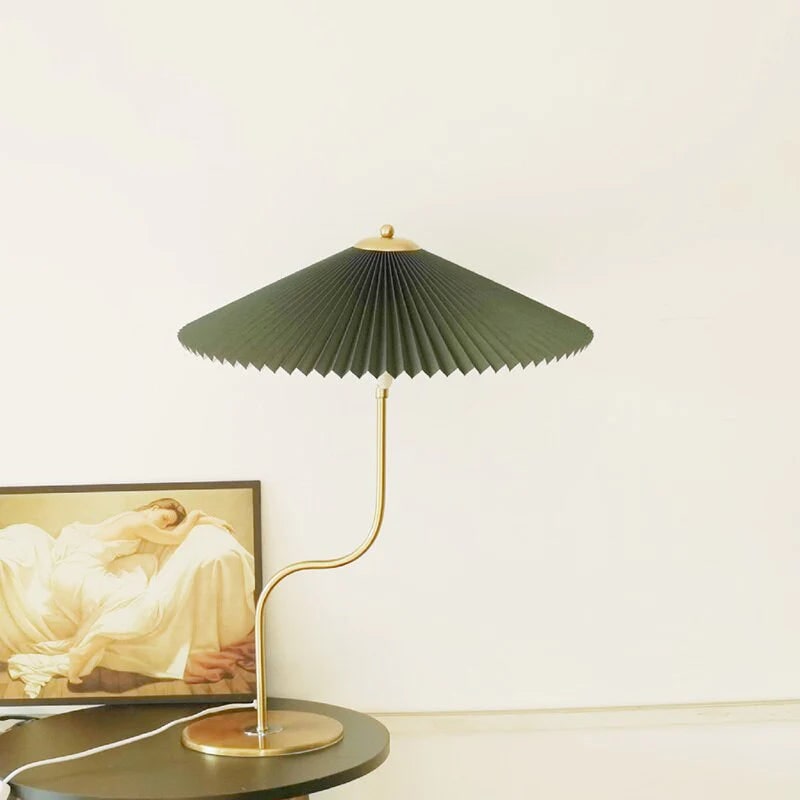 Pleated Brass Table Lamp Feelz