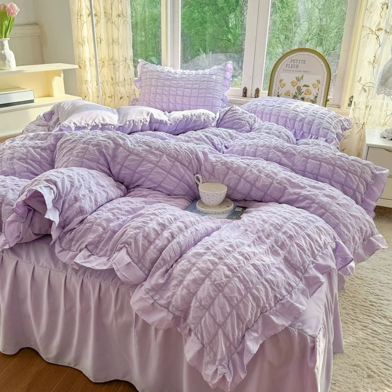 Aesthetic Princess Style Lace Bedding Set with Ruffled Duvet and Pillowcases