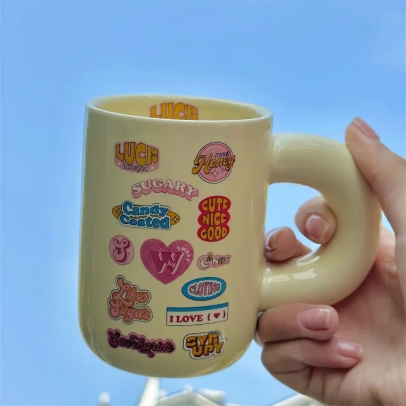 Y2K Retro Ceramic Mug with chubby Nordic style design. 300ml coffee cup for Christmas gifts, kitchen decor, and soft girl room aesthetics.