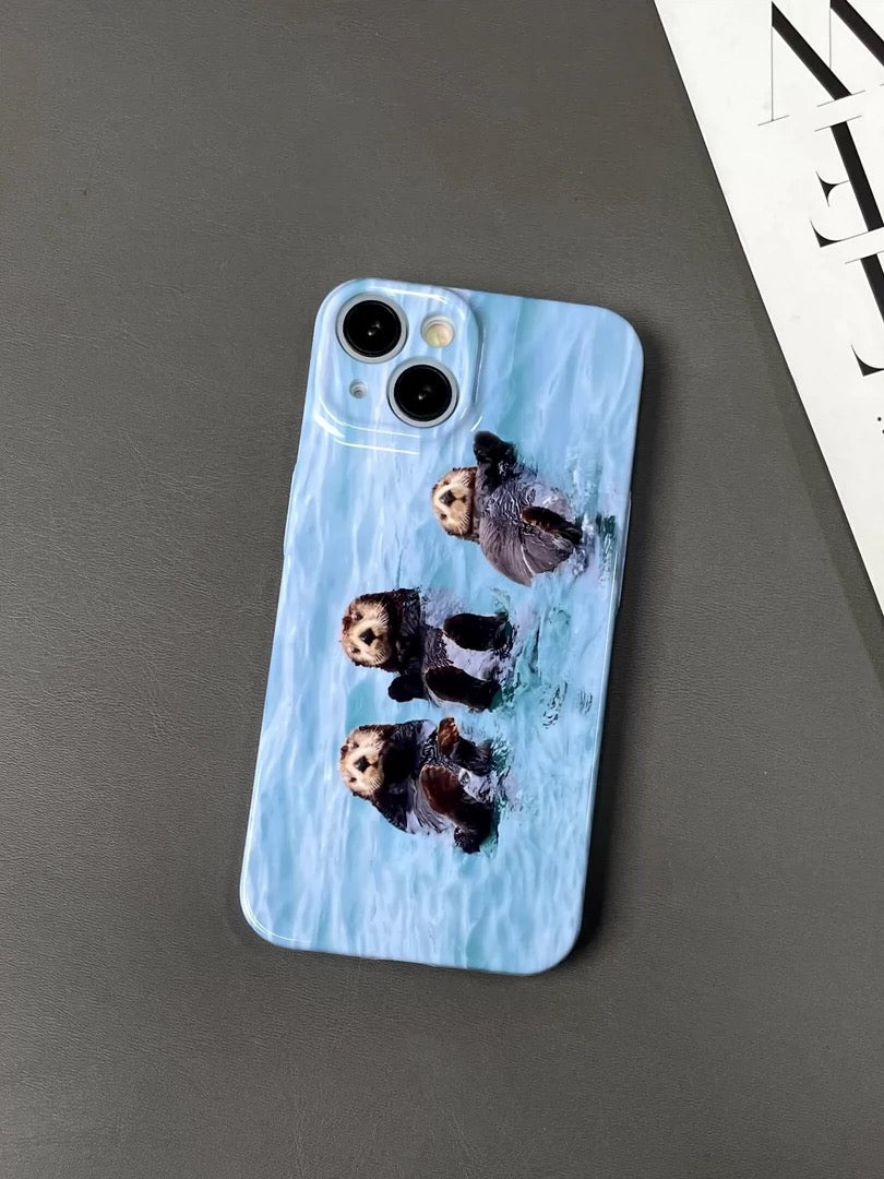 Girly otter phone case with cute design for iPhone
