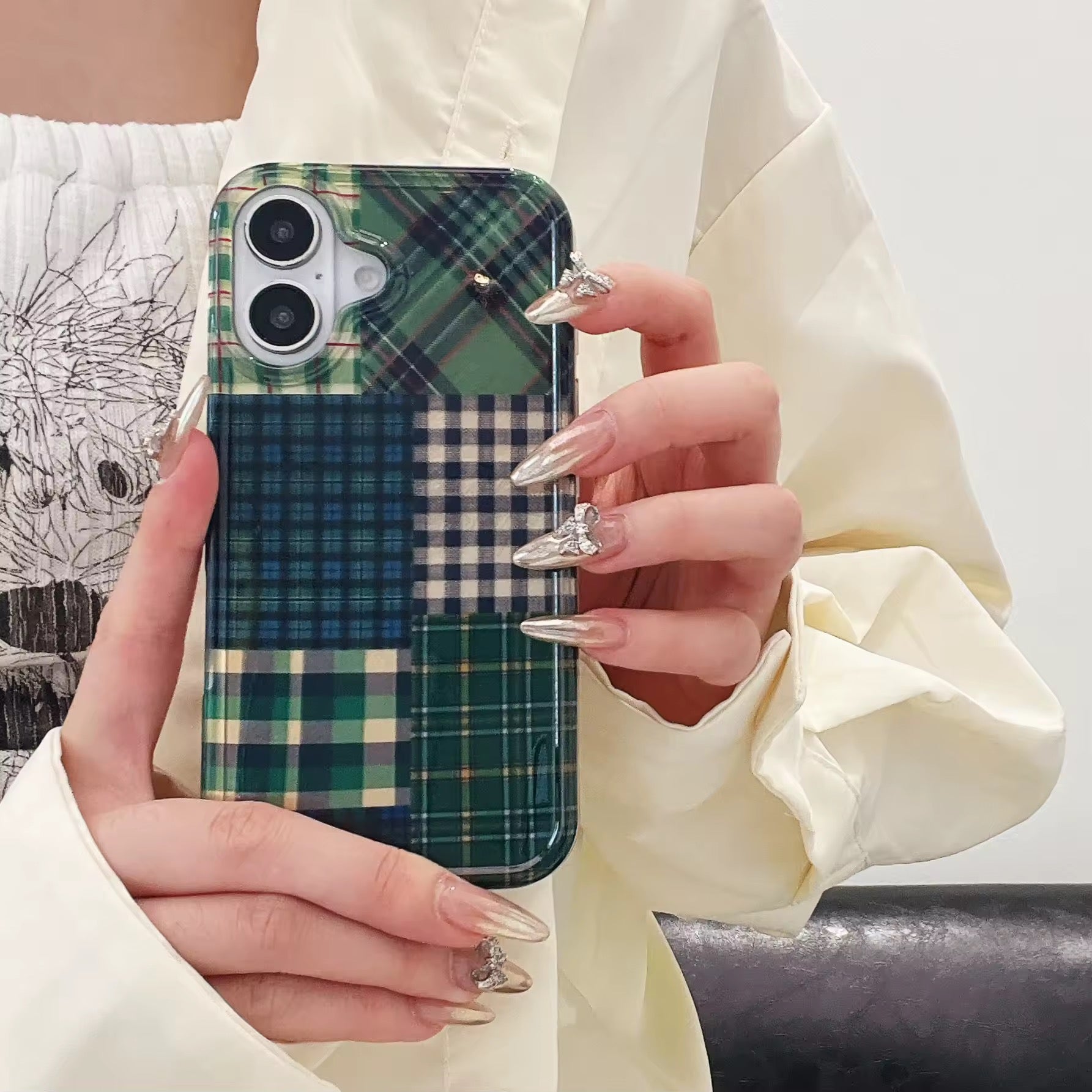 Trendy glossy finish on iPhone 14 case in checkered style