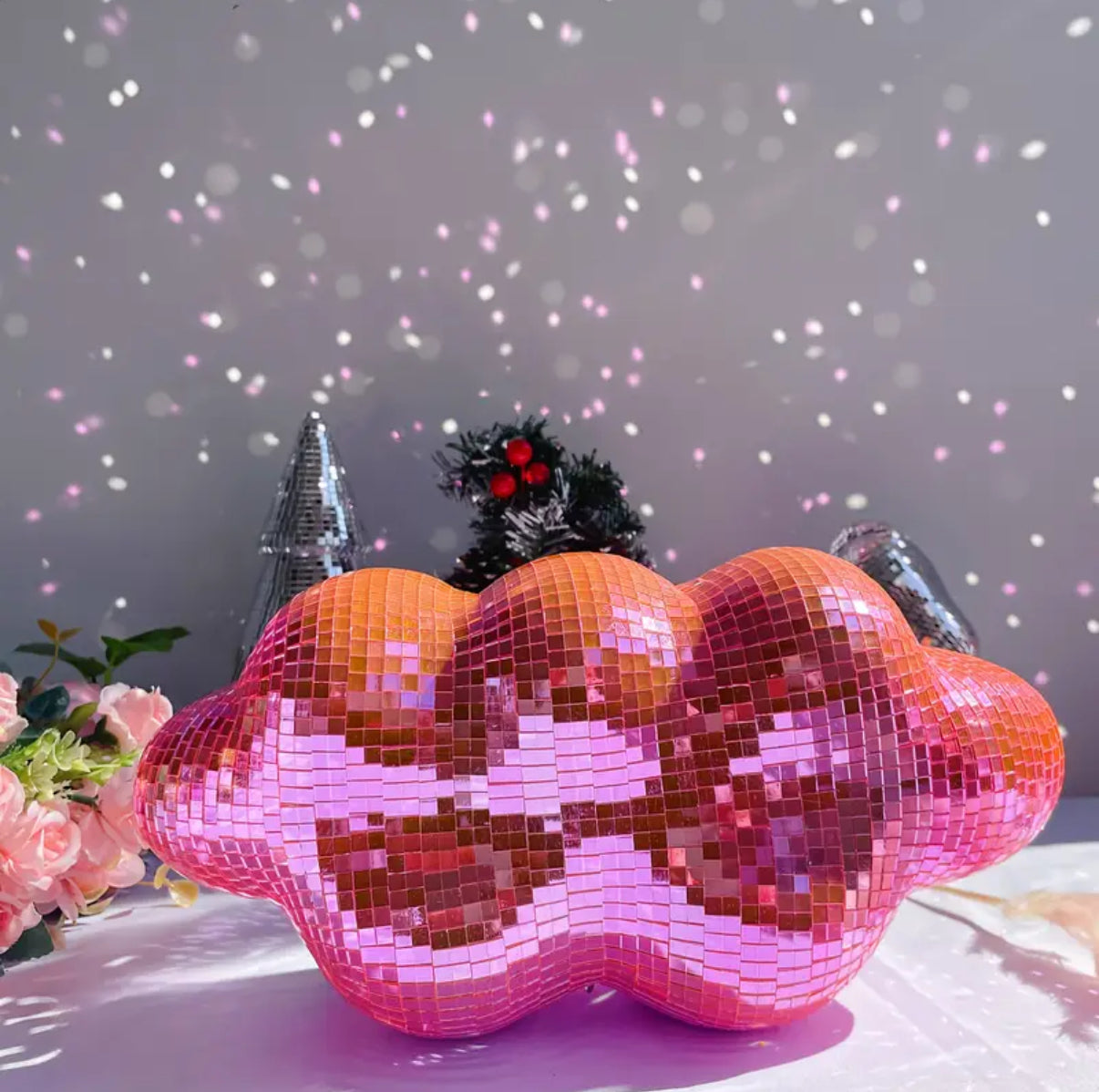 Pink glitter cloud disco with chain – Y2K aesthetic staple.