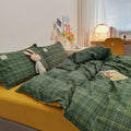 Breathable and soft plaid duvet cover set