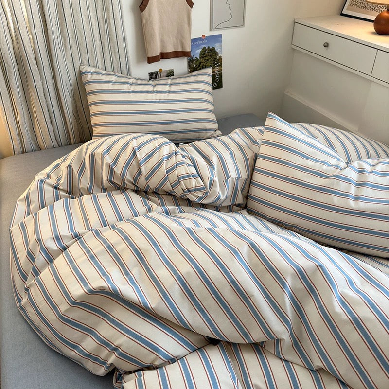 Soft cotton duvet cover with vintage magazine and headphones