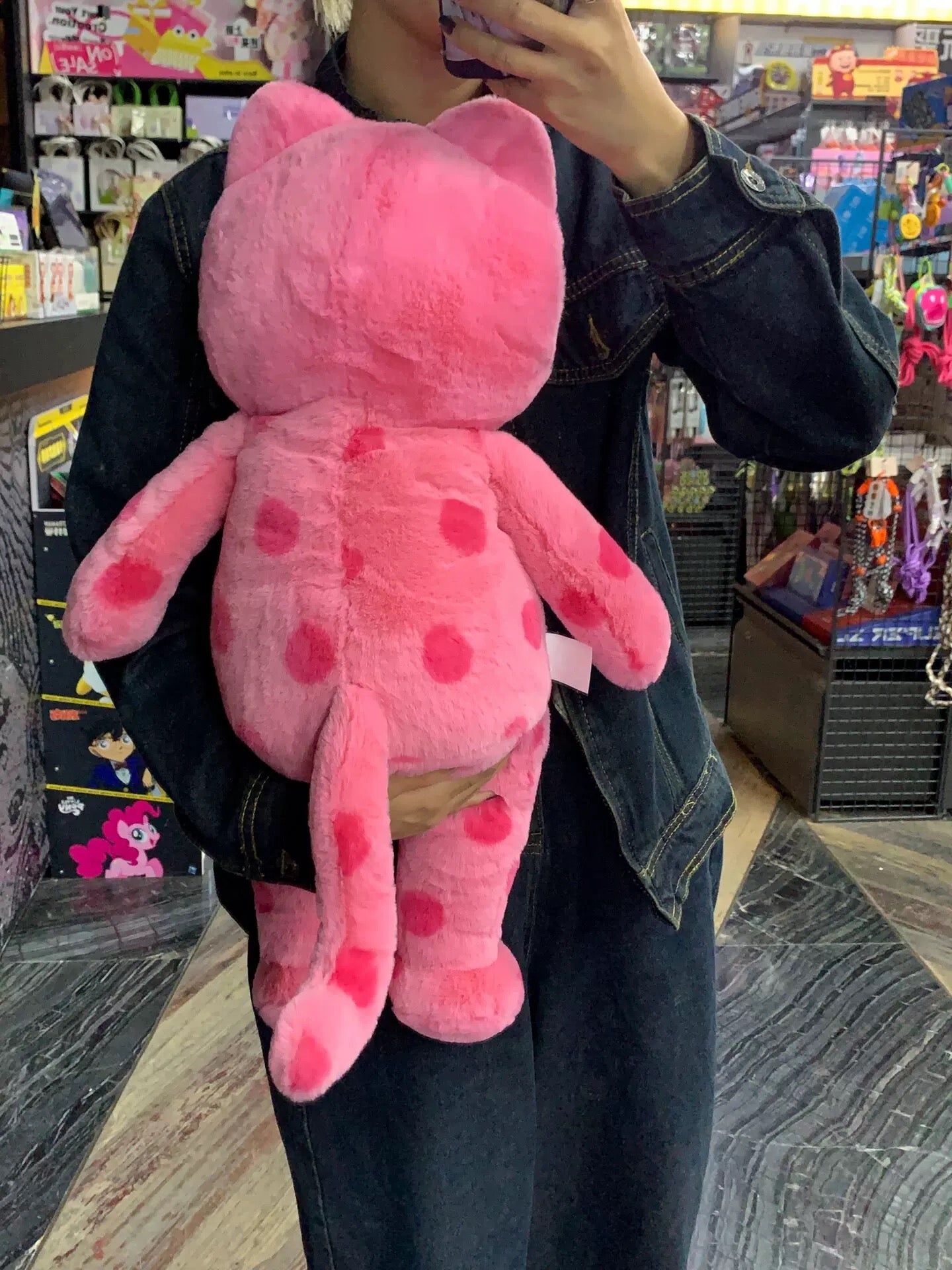 Cute cat plush room accessory for cozy spaces