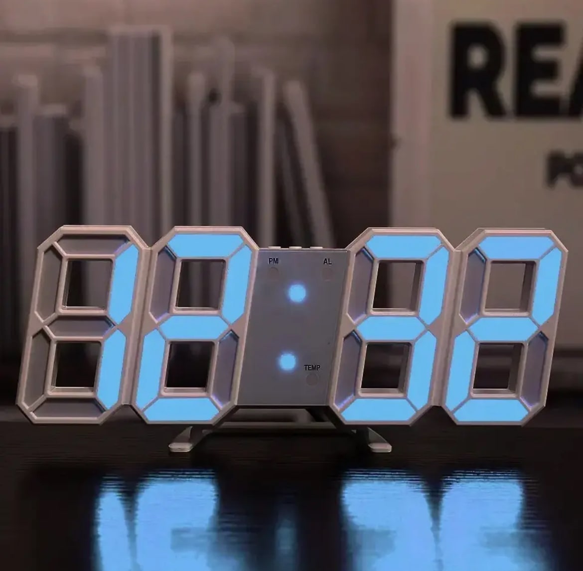 Night light mode 3D digital clock for bedroom use