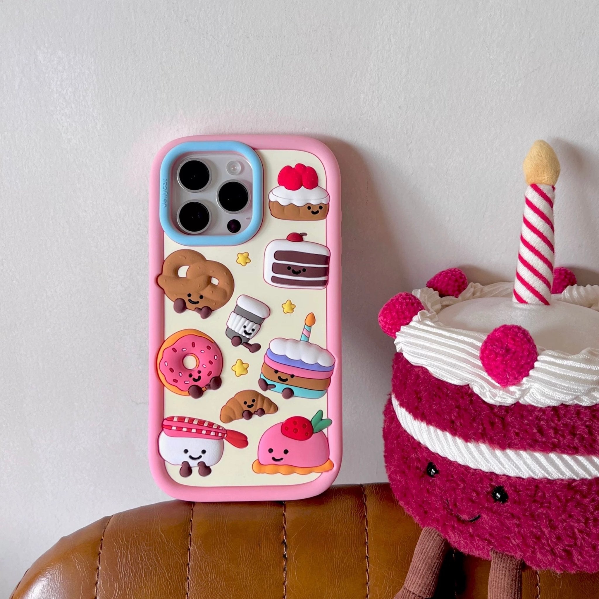 Dessert iPhone case that makes mirror selfies pop