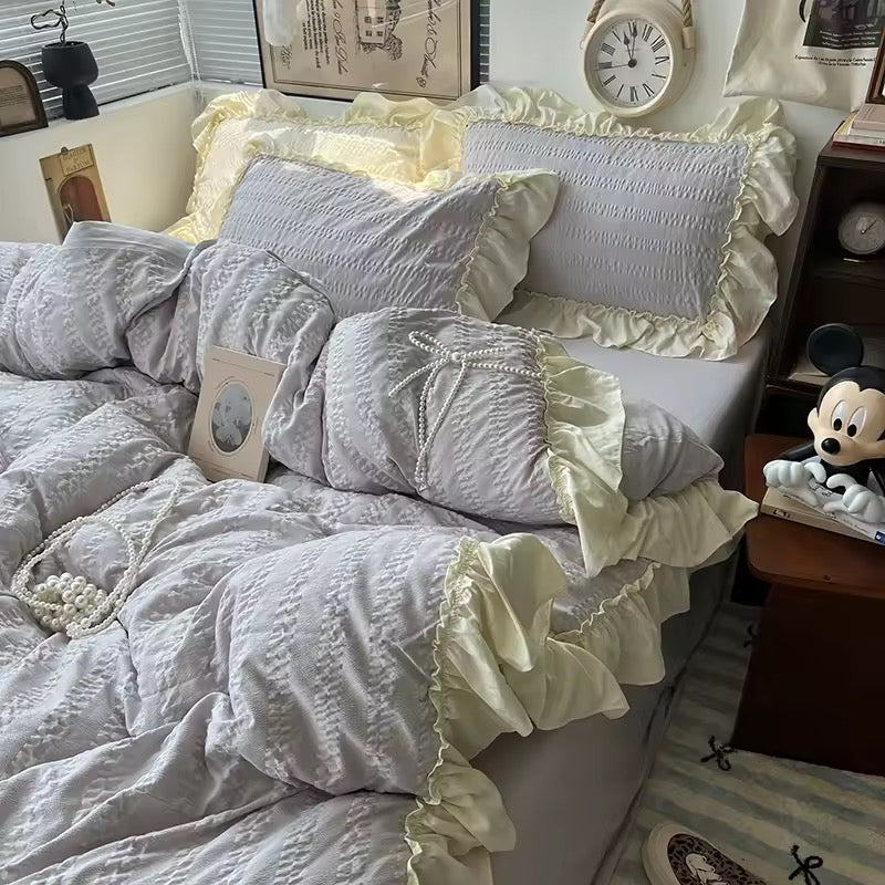 Ruffled comforter and pillow set in sweet green for princess decor