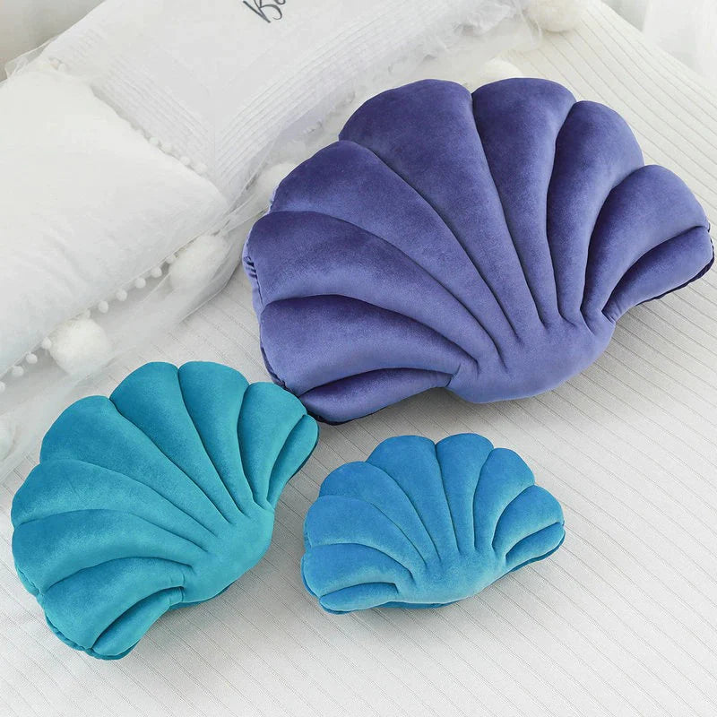 Mermaidcore velvet throw pillow, a must-have accessory for creating a dreamy bedroom atmosphere.