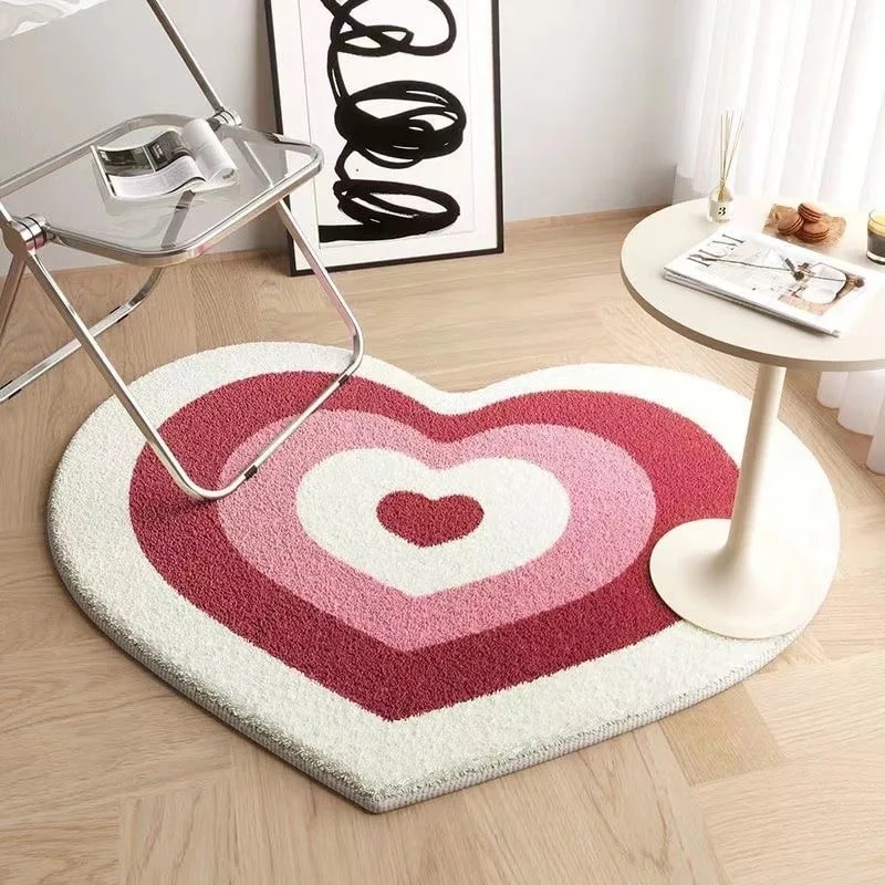 Peach Cute Heart Carpet | Soft Heart-Shaped Rug for Decor – The Feelz