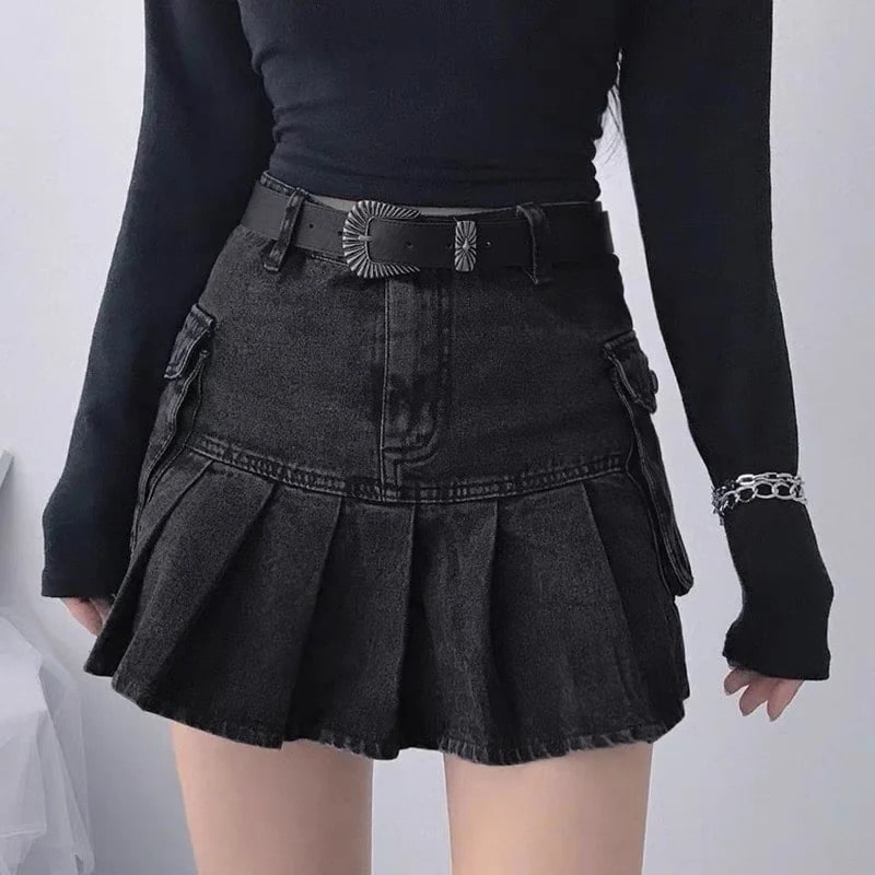 High waist pleated black denim skirt for Y2K streetwear fashion