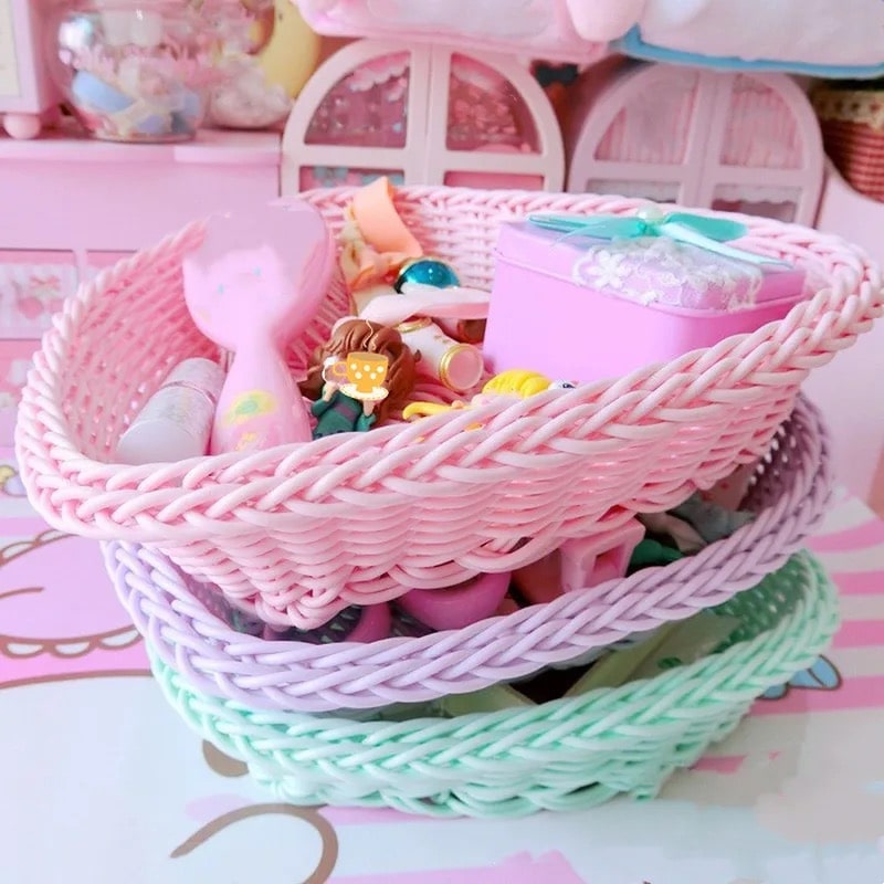 Love Heart Organizer basket for candy, cosmetics, and jewelry