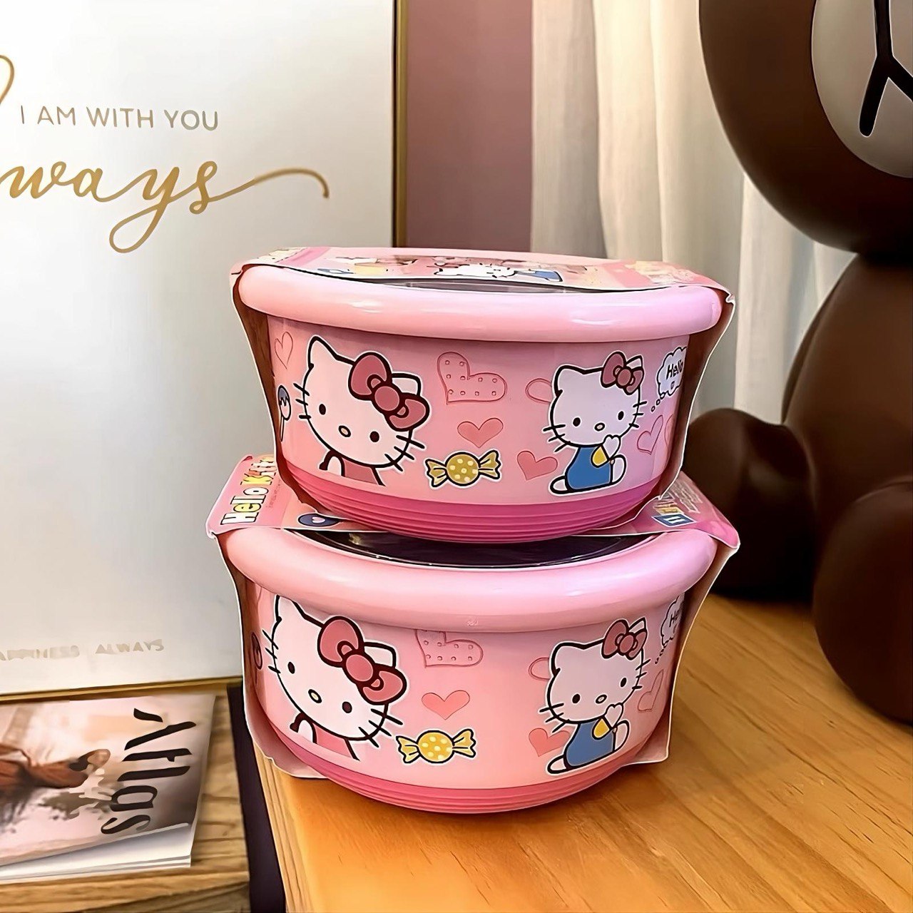 Sanrio Hello Kitty noodle bowl with large capacity