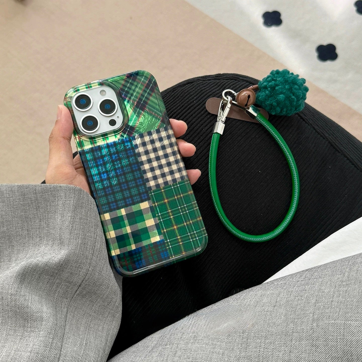 Blue-green retro checkerboard case for iPhone