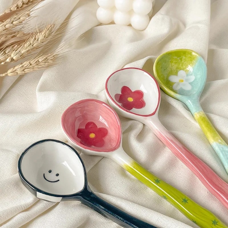 Kawaii ceramic flower spoon for dessert