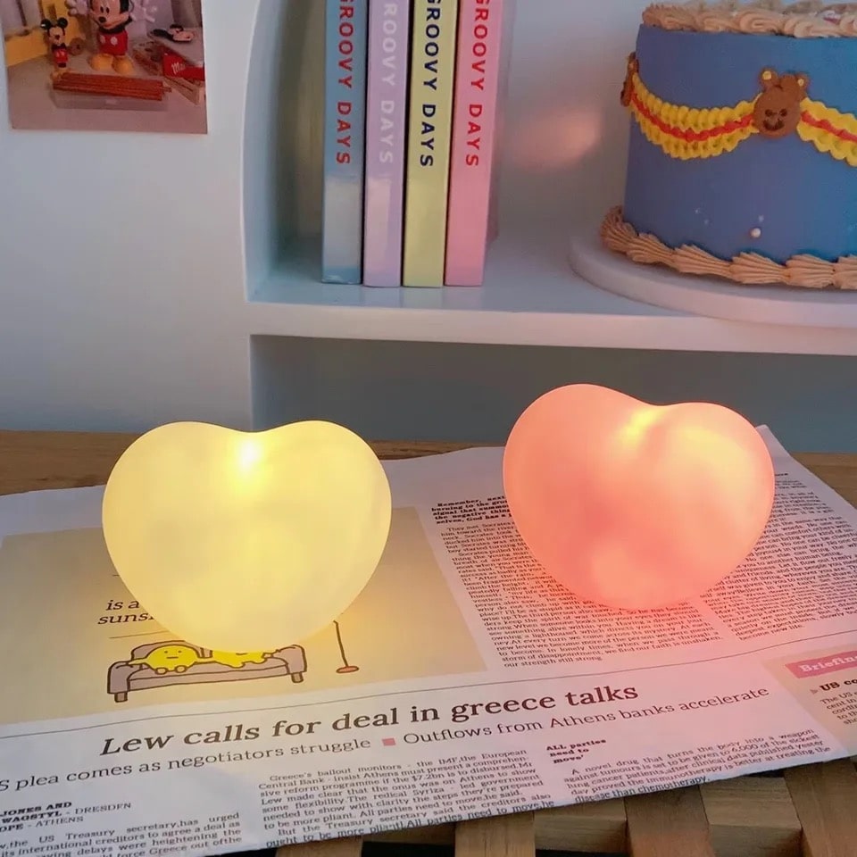 Love light lamp with 3D heart-shaped LED for decor