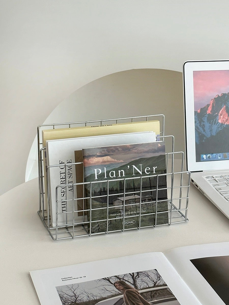 Minimalist iron desktop storage rack for office decor