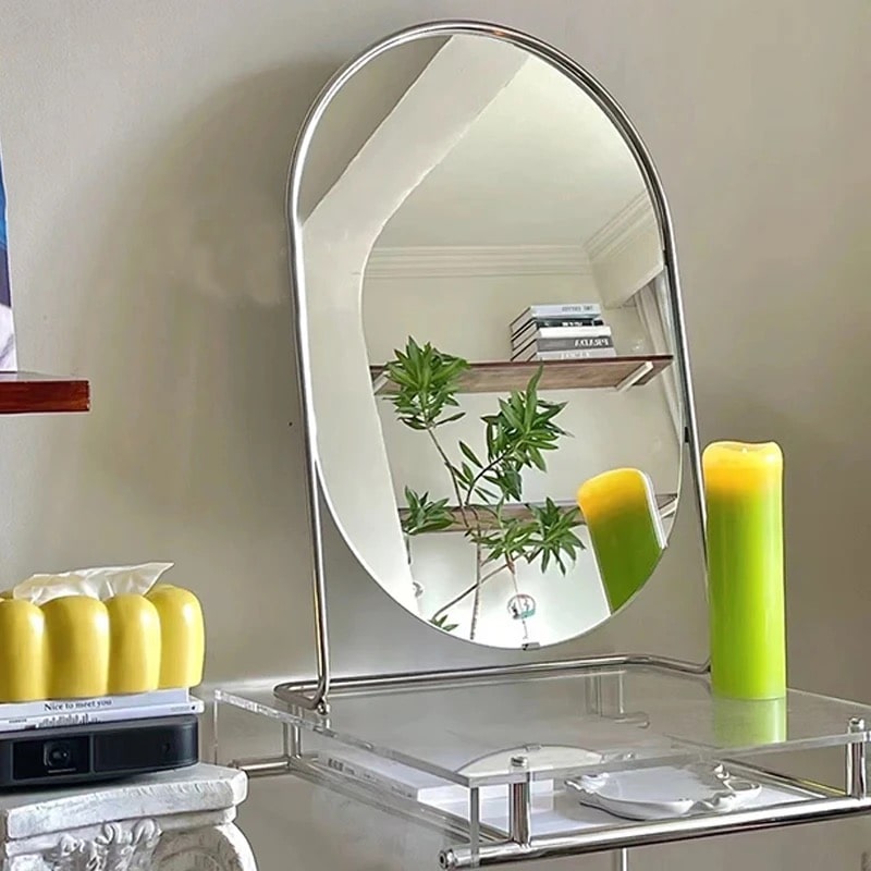 Minimalist rotating makeup mirror with flip design