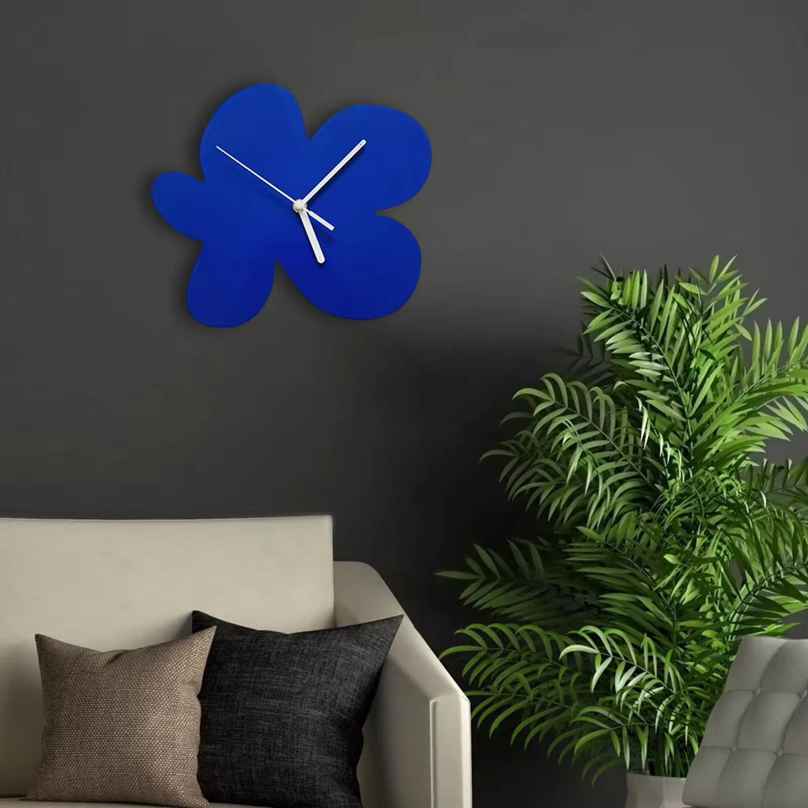 Minimalist Nordic wall clock with floral design