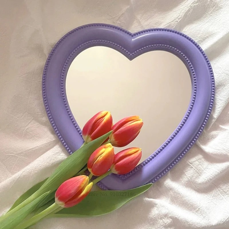 Valentine’s Day gift pink heart mirror for girls’ room