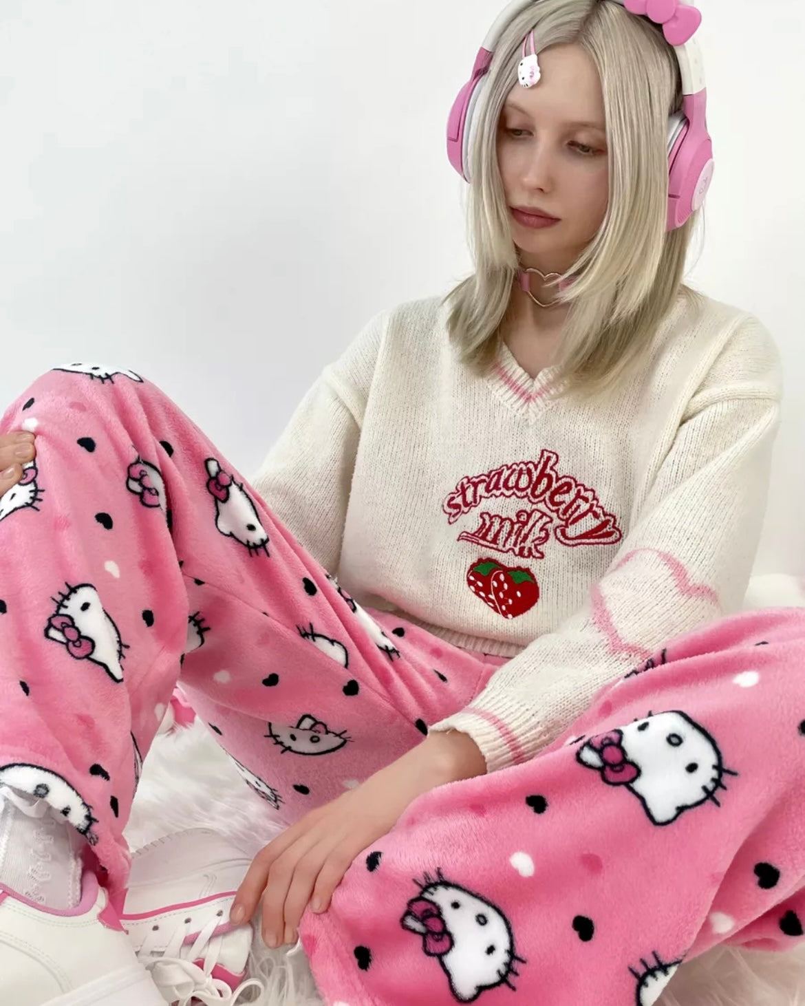 Hello kitty pajamas for women online