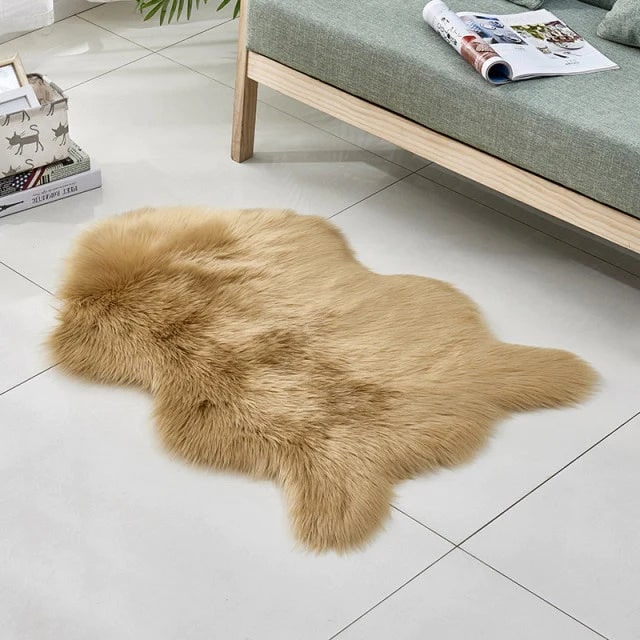 Boho-inspired shaggy fur rug for home decor