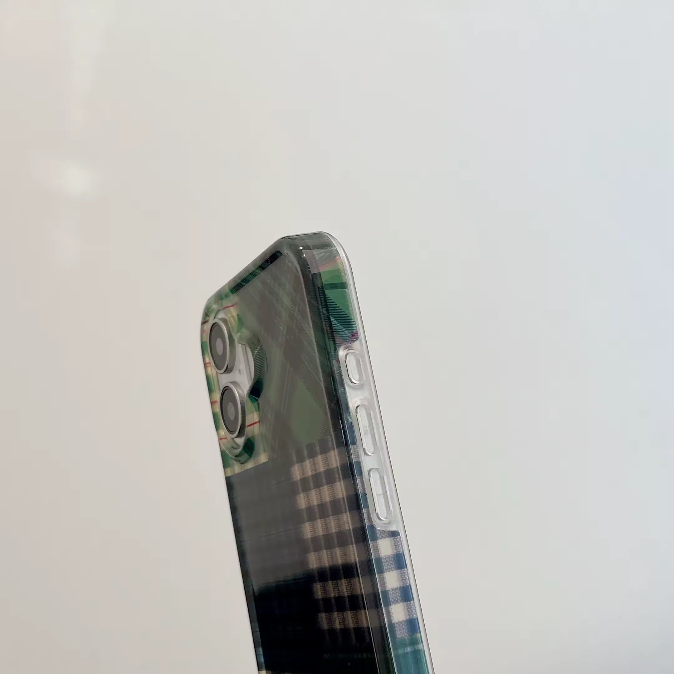 Preppy iPhone case perfect for TikTok mirror selfies