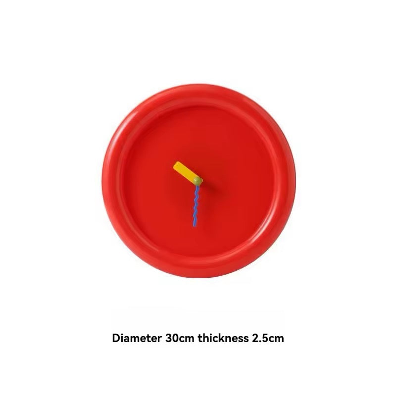 Elegant round clock with classic aesthetic design