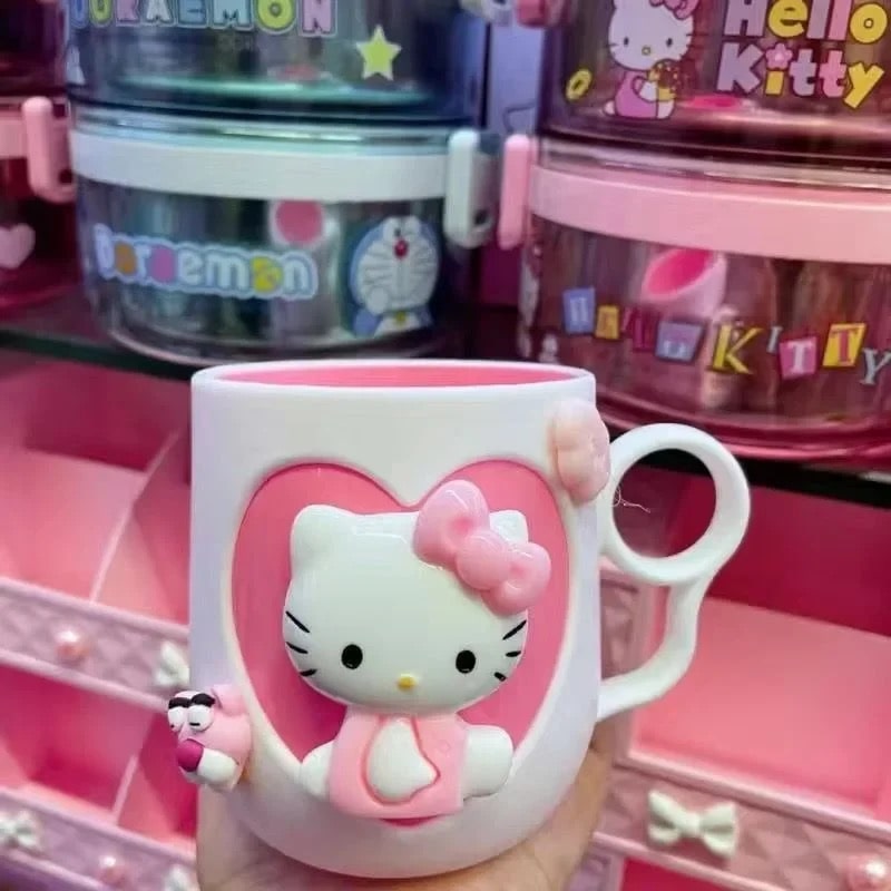 Kawaii Hello Kitty mouthwash cup with heart design