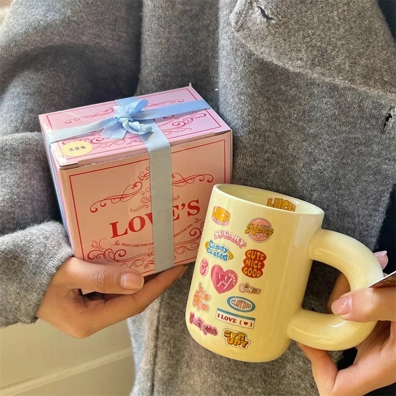 Chubby ceramic mug with Nordic style design. Durable 300ml coffee cup for household crafts and seasonal gifting.