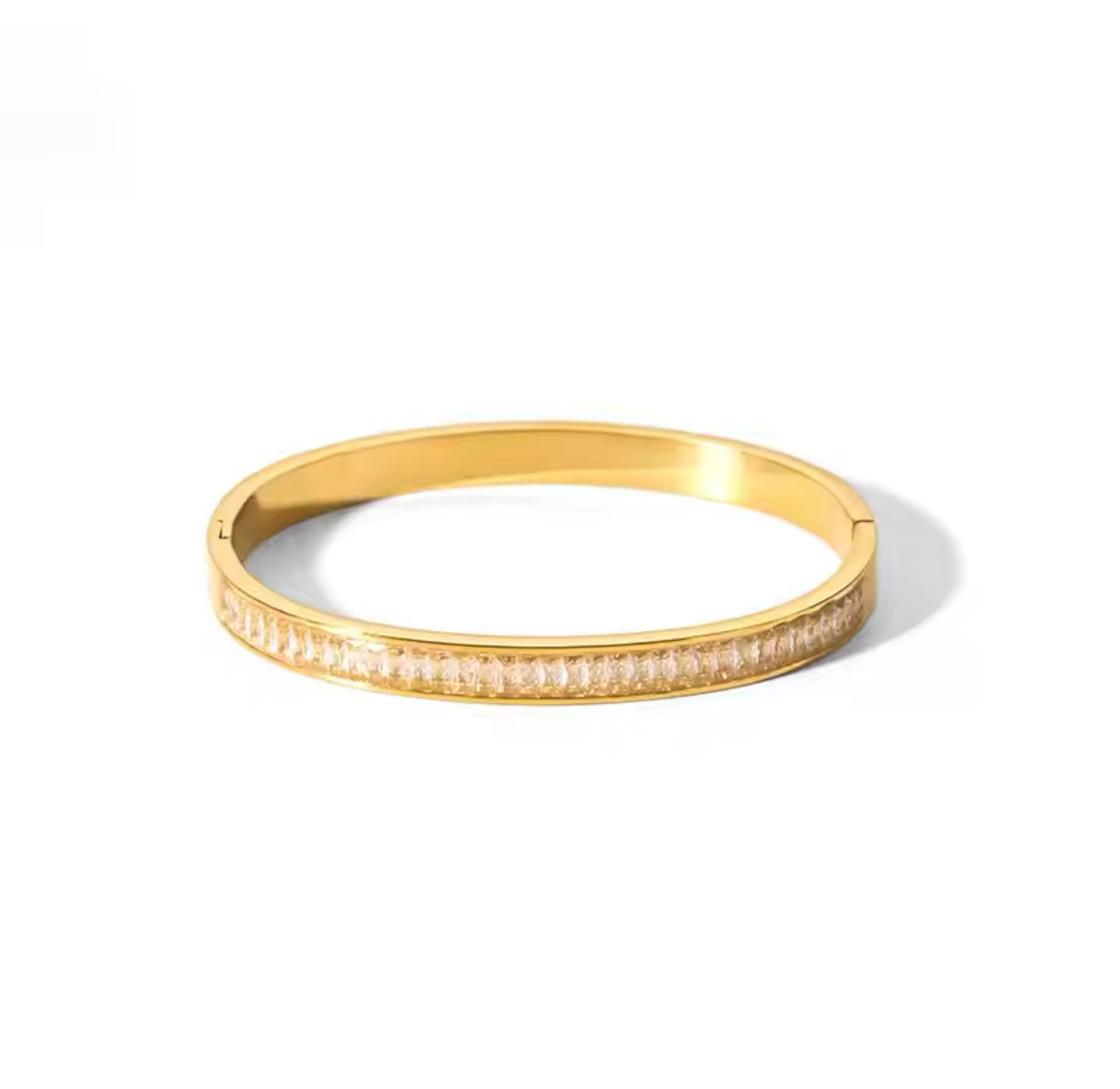 Gold pleated stainless steel bracelet with cubic zirconia details. Stylish, no-fading design for women’s party and casual wear.